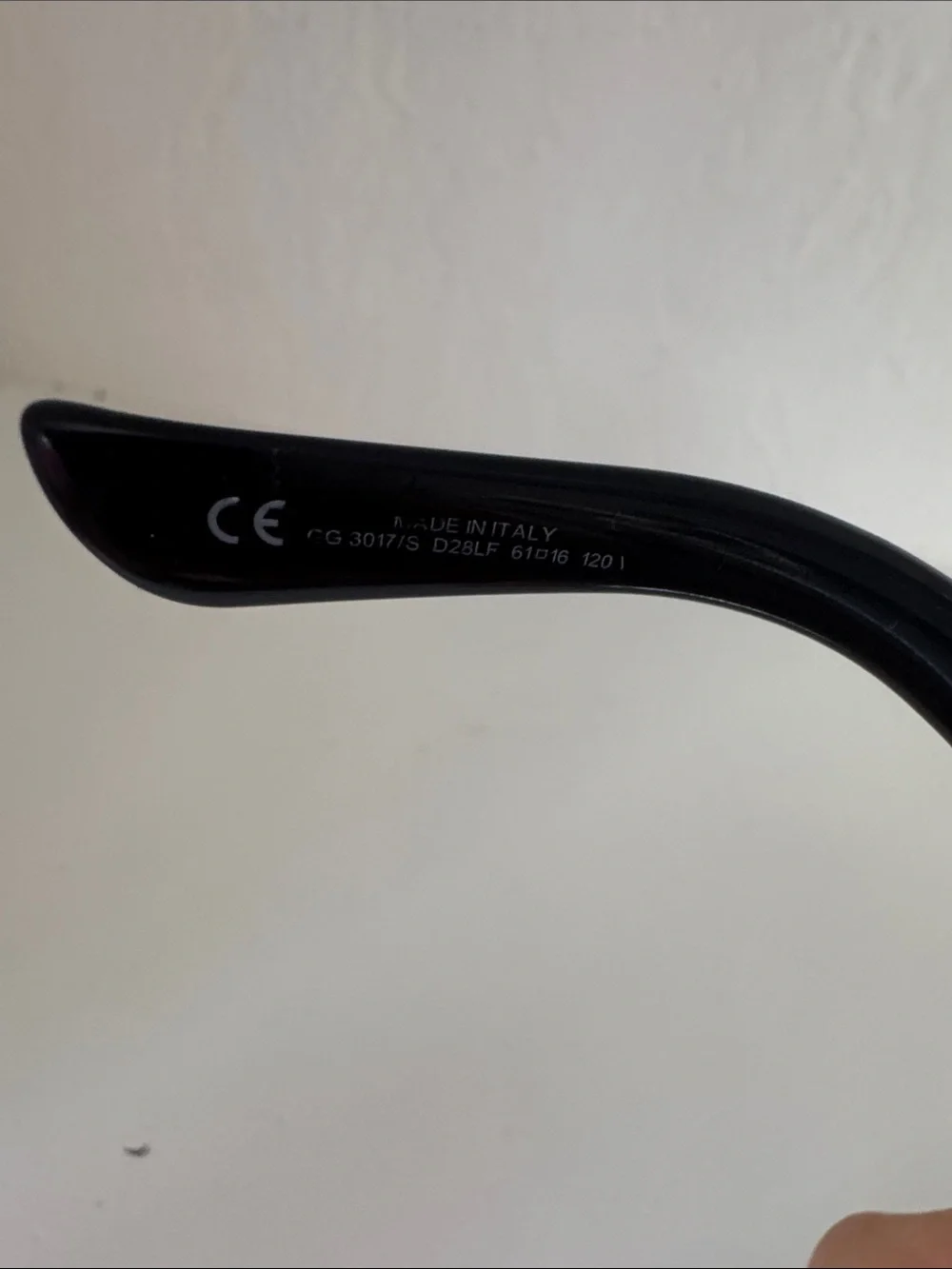 Gucci Black Oversized Gradient Sunglasses - Picture 8 of 10